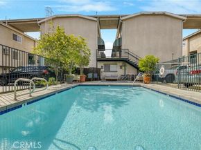 8828 Burnet Avenue 9, North Hills (los Angeles) CA 91343