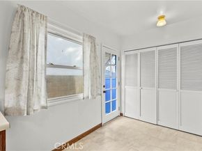 16731 Victory Boulevard, Van Nuys (los Angeles) CA 91406