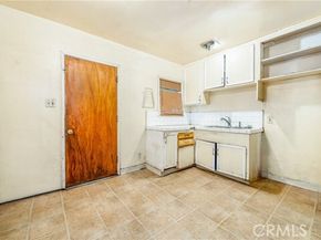 7856 Lemp Avenue, North Hollywood (los Angeles) CA 91605