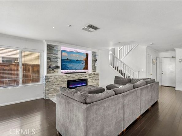 13204 Alta Vista Way, Sylmar (los Angeles) CA 91342