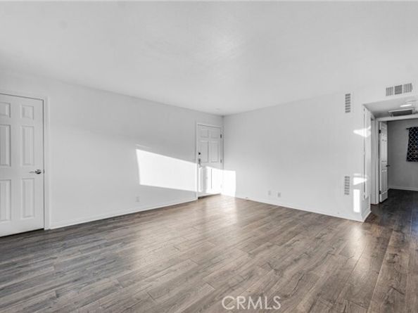 5224 Denny Avenue 209, North Hollywood (los Angeles) CA 91601