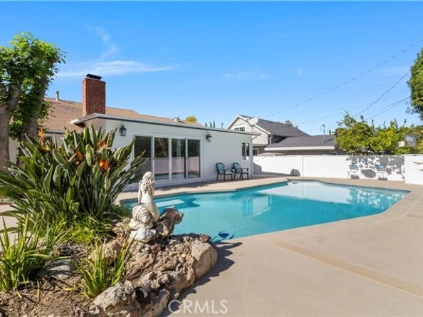 6666 Sedan Avenue, West Hills (los Angeles) CA 91307