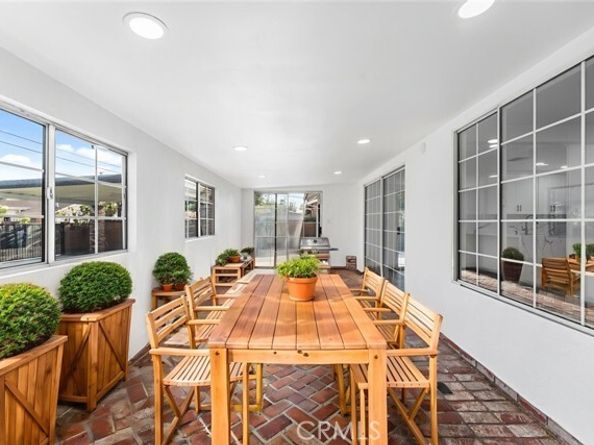 12338 Sheldon Street, Sun Valley (los Angeles) CA 91352