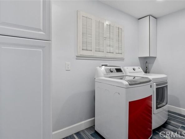 10225 Donna Avenue, Northridge (los Angeles) CA 91324