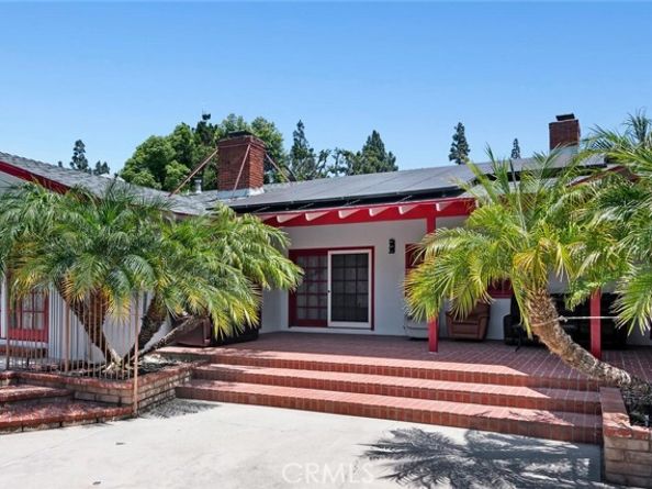 10225 Donna Avenue, Northridge (los Angeles) CA 91324