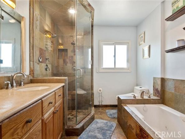 10225 Donna Avenue, Northridge (los Angeles) CA 91324