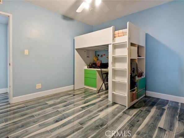 10225 Donna Avenue, Northridge (los Angeles) CA 91324