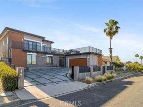 4189 S Cloverdale Avenue, Los Angeles CA 90008