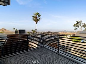4189 S Cloverdale Avenue, Los Angeles CA 90008