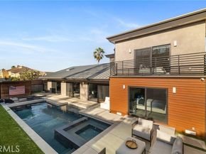 4189 S Cloverdale Avenue, Los Angeles CA 90008