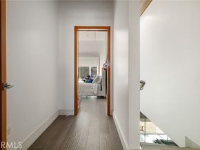 4189 S Cloverdale Avenue, Los Angeles CA 90008