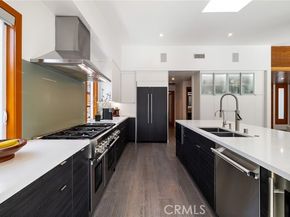4189 S Cloverdale Avenue, Los Angeles CA 90008