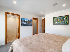 4189 S Cloverdale Avenue, Los Angeles CA 90008