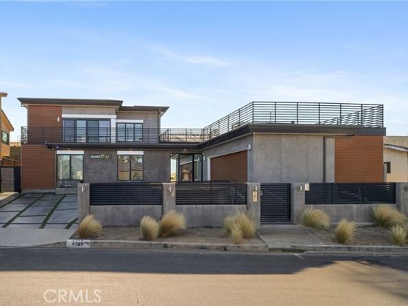 4189 S Cloverdale Avenue, Los Angeles CA 90008