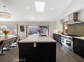 4189 S Cloverdale Avenue, Los Angeles CA 90008