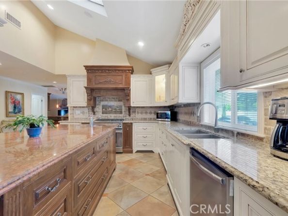 11947 Clonlee Avenue, Granada Hills (los Angeles) CA 91344