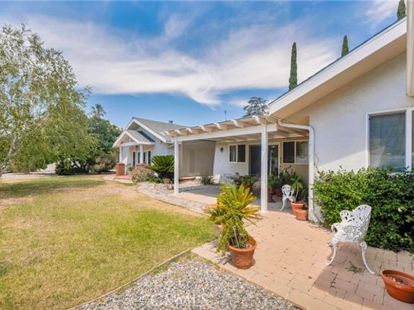 11947 Clonlee Avenue, Granada Hills (los Angeles) CA 91344