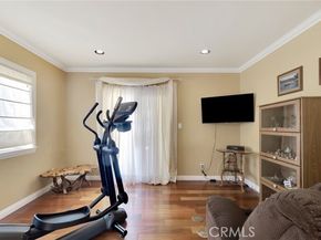 11947 Clonlee Avenue, Granada Hills (los Angeles) CA 91344