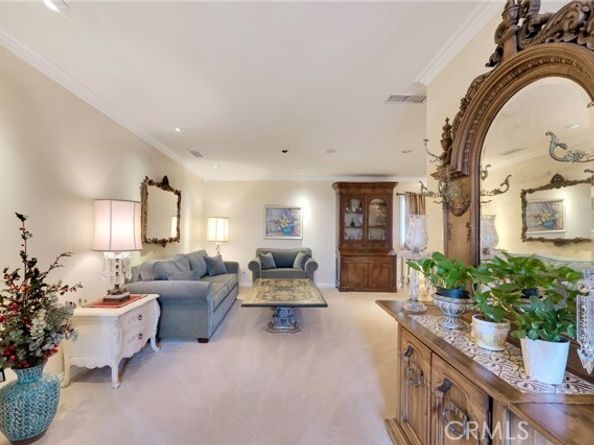 11947 Clonlee Avenue, Granada Hills (los Angeles) CA 91344