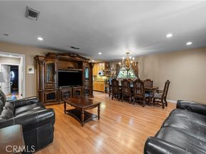 7300 Sylvia Avenue, Reseda (los Angeles) CA 91335