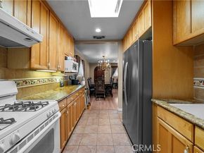 7300 Sylvia Avenue, Reseda (los Angeles) CA 91335