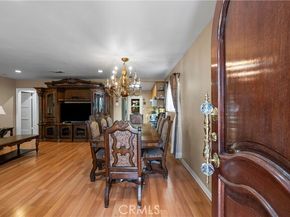 7300 Sylvia Avenue, Reseda (los Angeles) CA 91335