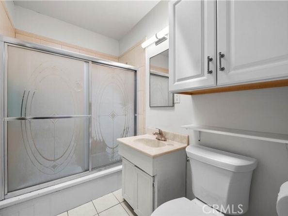 7300 Sylvia Avenue, Reseda (los Angeles) CA 91335