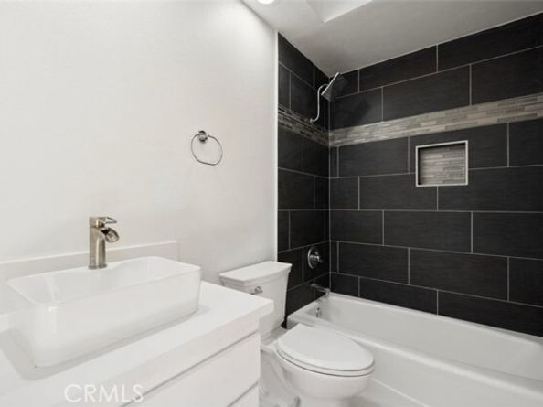 21016 Mendenhall Court, Topanga (los Angeles) CA 90290