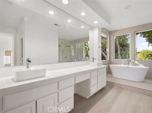 21016 Mendenhall Court, Topanga (los Angeles) CA 90290