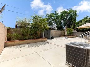 18154 Gresham Street, Northridge (los Angeles) CA 91325