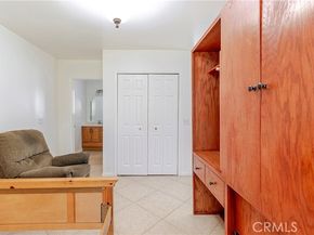 18154 Gresham Street, Northridge (los Angeles) CA 91325