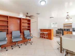 18154 Gresham Street, Northridge (los Angeles) CA 91325