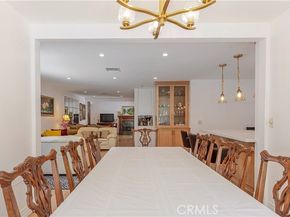 18154 Gresham Street, Northridge (los Angeles) CA 91325