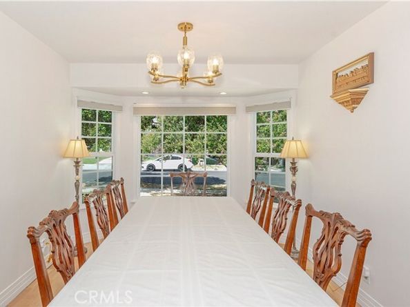 18154 Gresham Street, Northridge (los Angeles) CA 91325