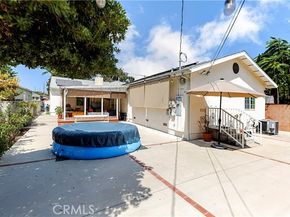 18154 Gresham Street, Northridge (los Angeles) CA 91325