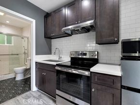 5732 Mammoth Avenue, Los Angeles CA 91401