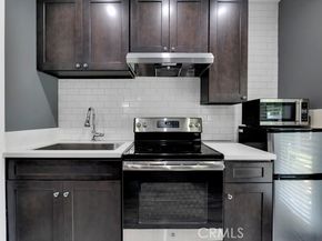 5732 Mammoth Avenue, Los Angeles CA 91401