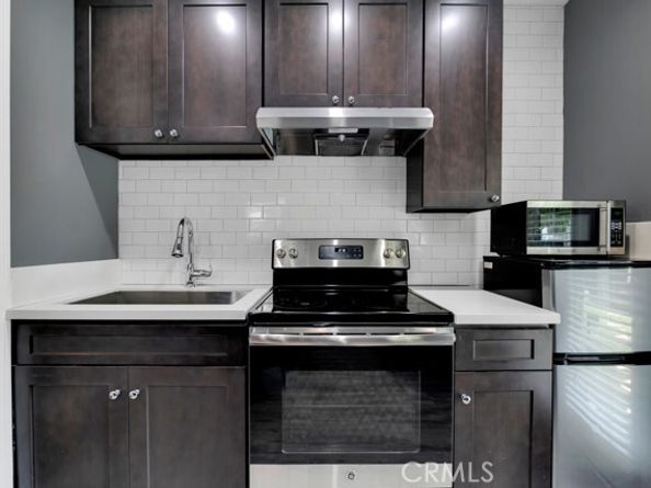 5732 Mammoth Avenue, Los Angeles CA 91401