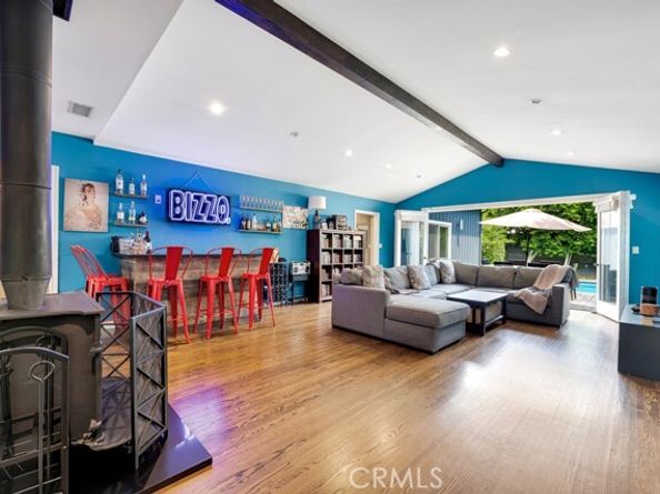 5732 Mammoth Avenue, Los Angeles CA 91401