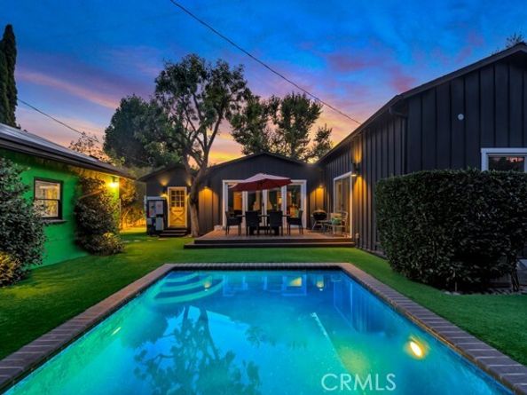 5732 Mammoth Avenue, Los Angeles CA 91401