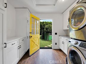 5732 Mammoth Avenue, Los Angeles CA 91401