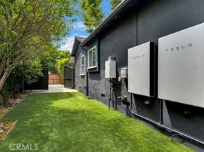 5732 Mammoth Avenue, Los Angeles CA 91401
