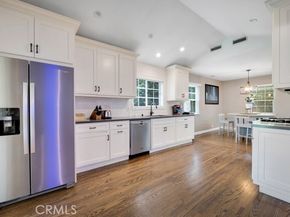 5732 Mammoth Avenue, Los Angeles CA 91401