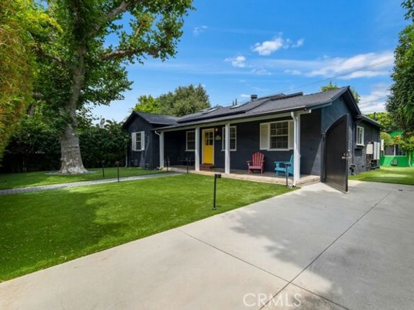 5732 Mammoth Avenue, Los Angeles CA 91401