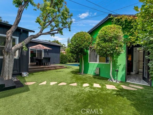 5732 Mammoth Avenue, Los Angeles CA 91401