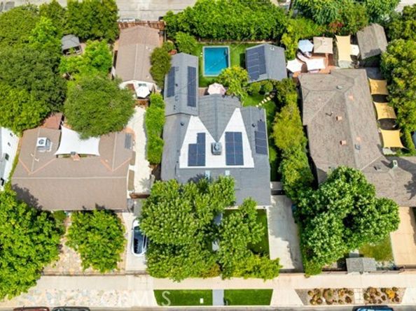 5732 Mammoth Avenue, Los Angeles CA 91401