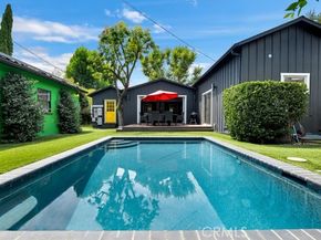 5732 Mammoth Avenue, Los Angeles CA 91401