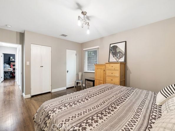 5732 Mammoth Avenue, Los Angeles CA 91401