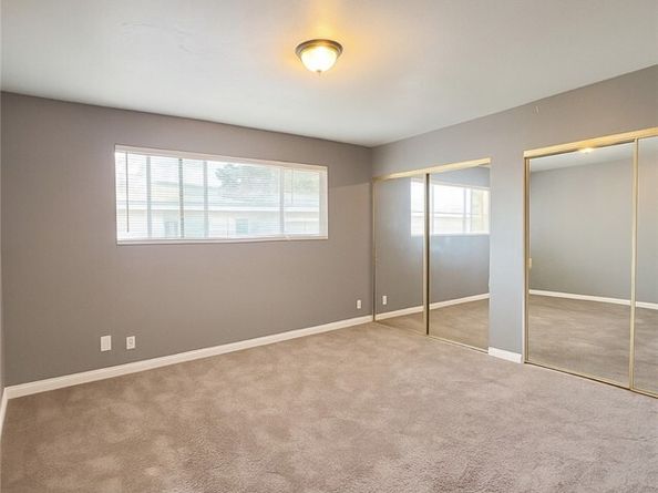 21000 Parthenia Street 19, Canoga Park (los Angeles) CA 91304