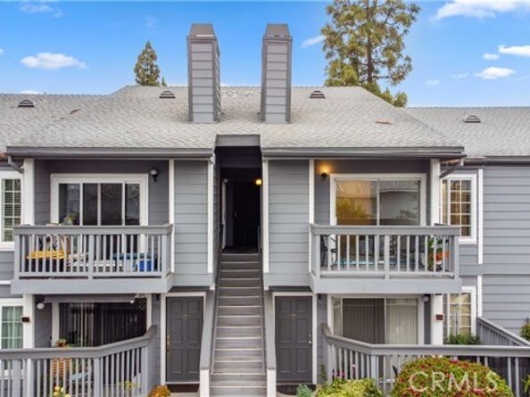 9714 Sepulveda Boulevard 202, North Hills (los Angeles) CA 91343